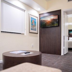 Suite con Cama Queen